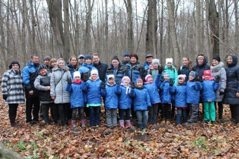 Более 600 деревьев посадила Чебоксарская ГЭС в Ельниковской роще