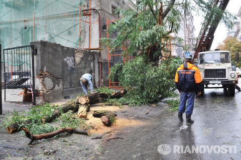 ФСК ЕЭС ликвидировала последствия урагана в Ростовской области