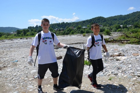 Кабардино-Балкарский филиал РусГидро провел ежегодную экологическую акцию "оБЕРЕГАй"