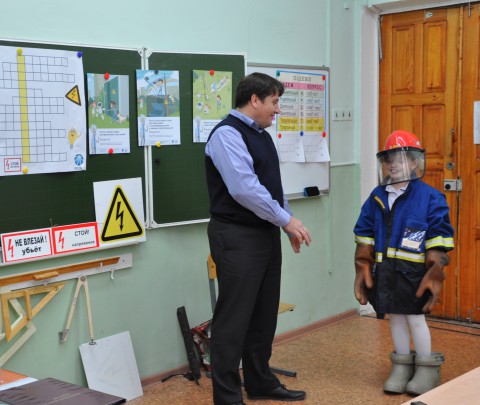 Сотрудники ульяновского филиала ПАО «МРСК Волги» рассказали школьникам о безопасном обращении с электричеством