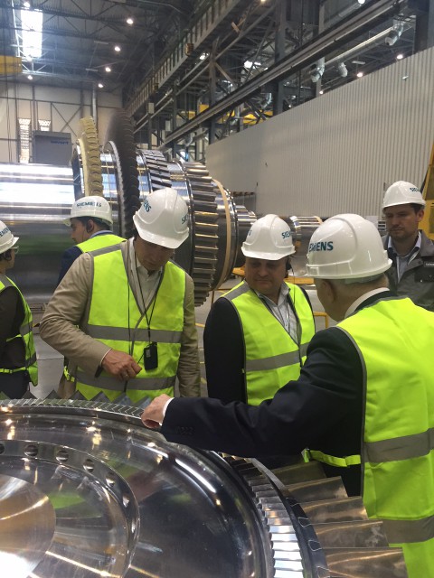 Андрей Черезов посетил совместное предприятие Siemens AG и ОАО «Силовые машины» в Ленинградской области